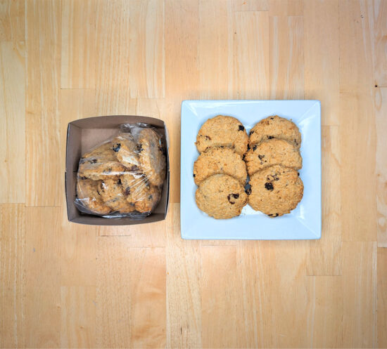 886 Oatmeal Raisin Cookies